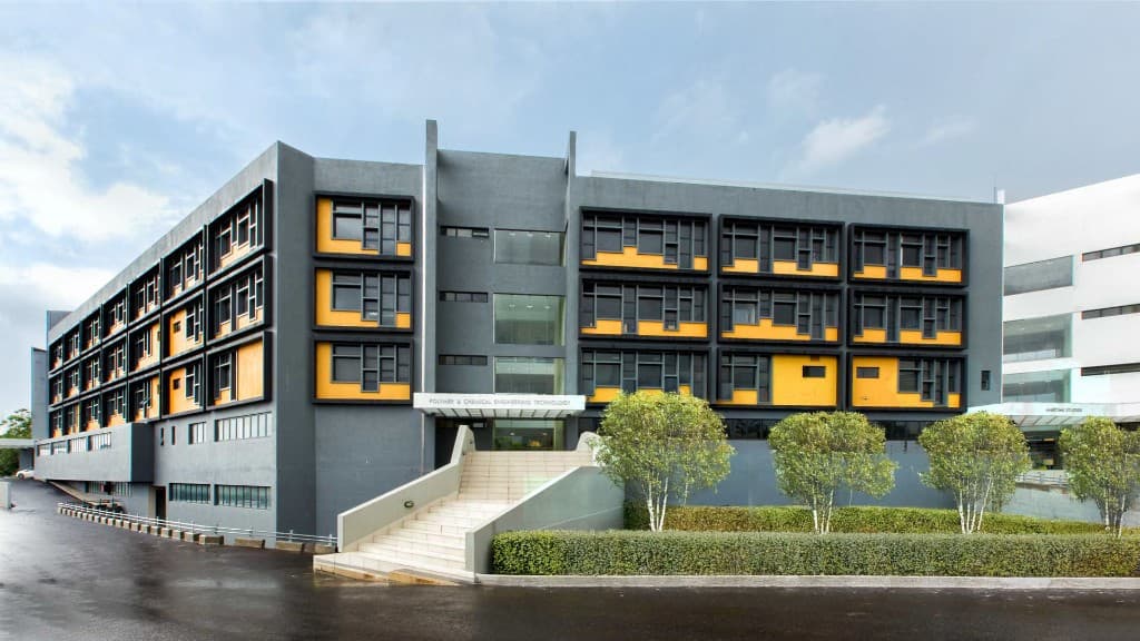 NDT faculty building at the Institute of Technology, University of Moratuwa